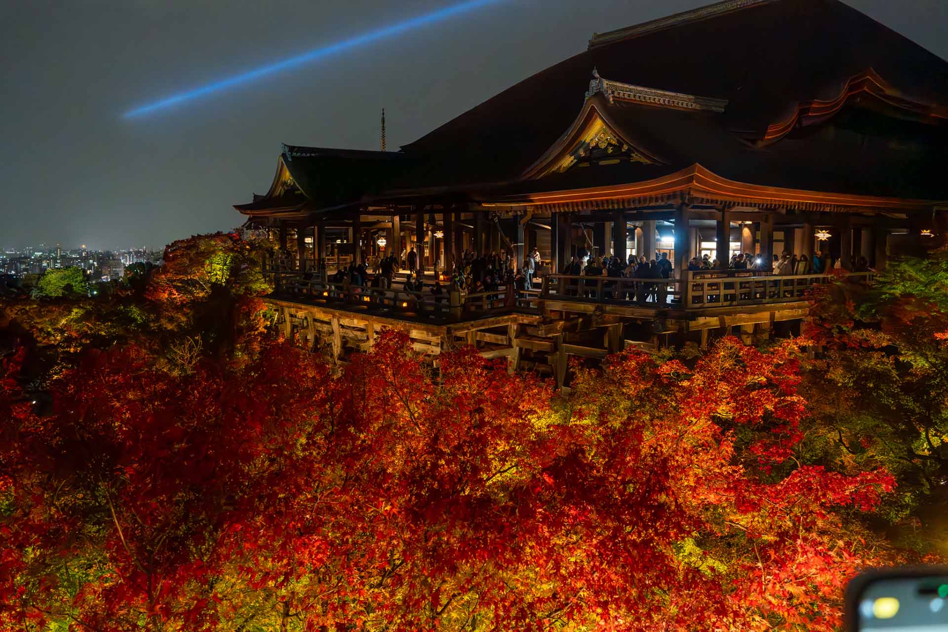 レタッチを安く外注する方法｜格安サービスの選び方と落とし穴